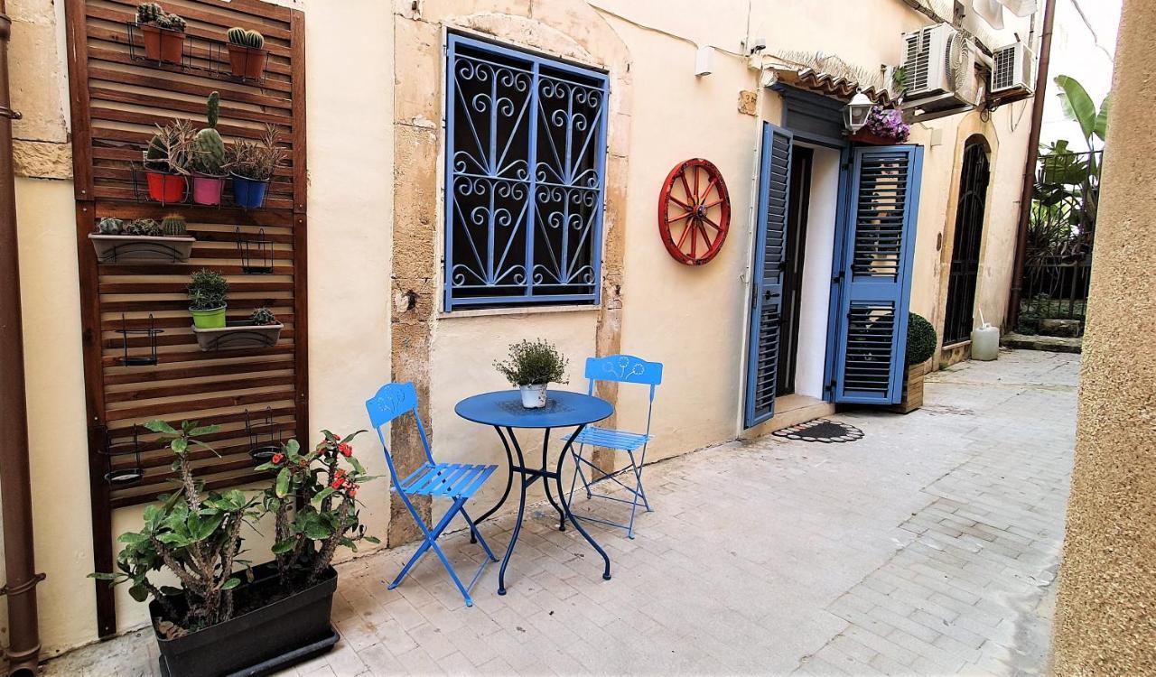 Ortigia Castel Maniace Apartman Szirakúza Kültér fotó